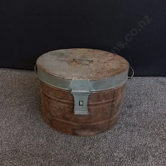 VINTAGE TIN HAT BPX, W 45 CM X H 34CM