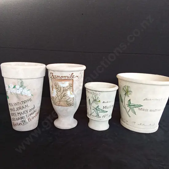 4 DECORATIVE PLANT POTS TALLEST 27CM
