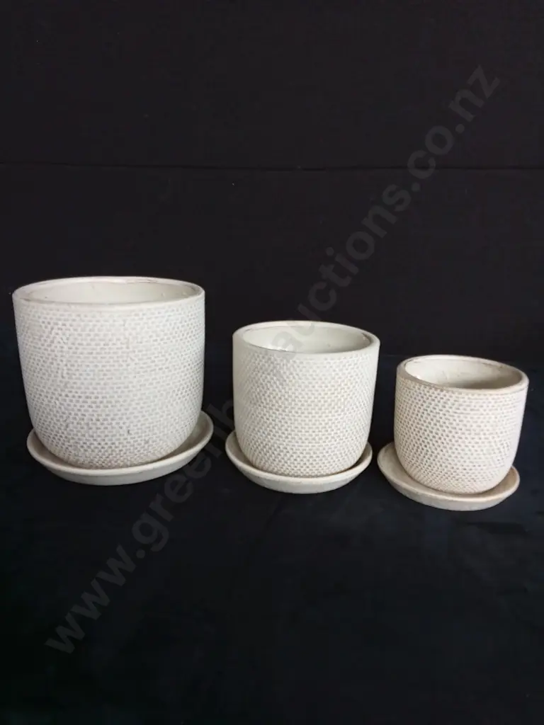 3 SAND PLANT POTS ON BASES Image 1++