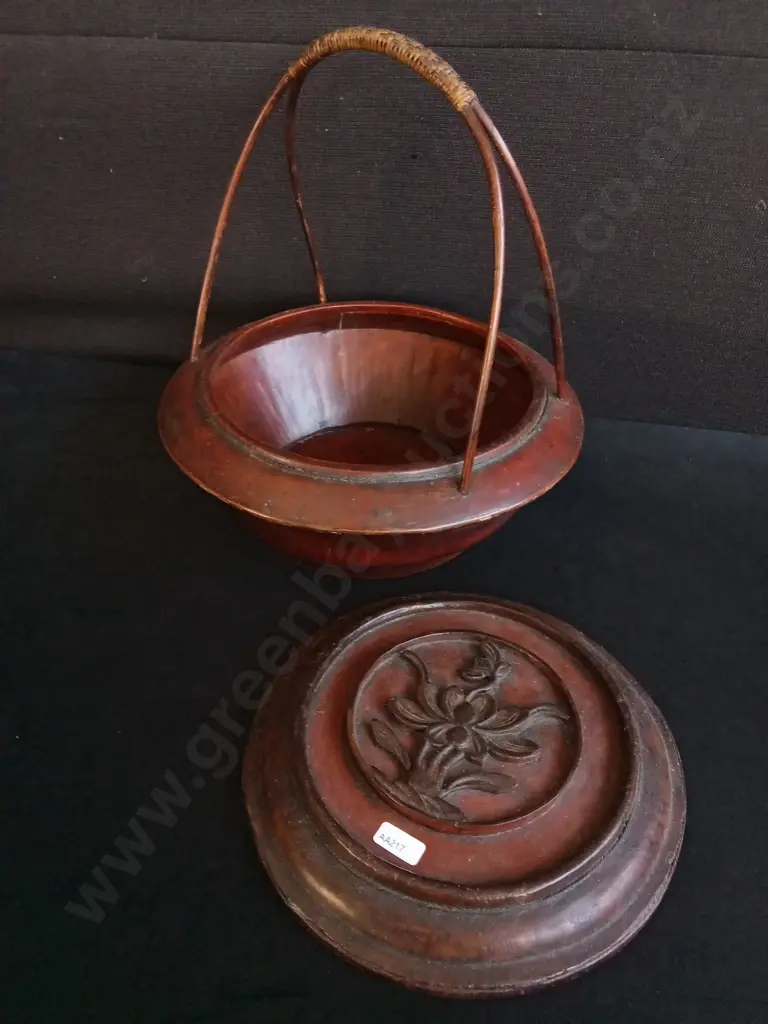 ANTIQUE CHINESE WEDDING BASKET, DARK RED LACQUERED WOOD FINISH, H INCLUDING HANDLE 36 CM Image 1++