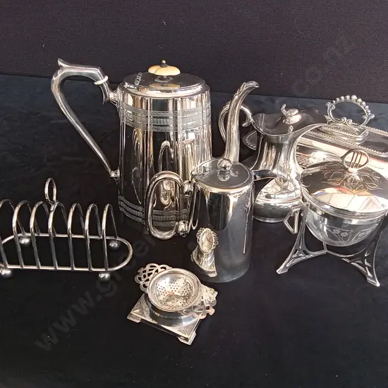 ASSORTED SILVER PLATED ITEMS