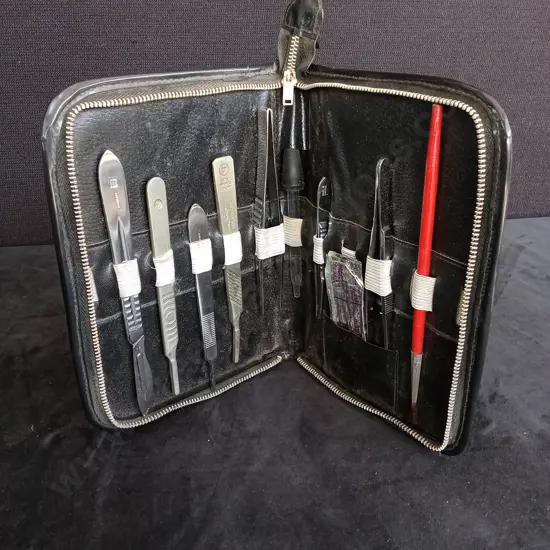 VINTAGE DISSECTION KIT