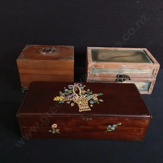 3 PIECES VINTAGE WOODEN JEWELLERY BOXES