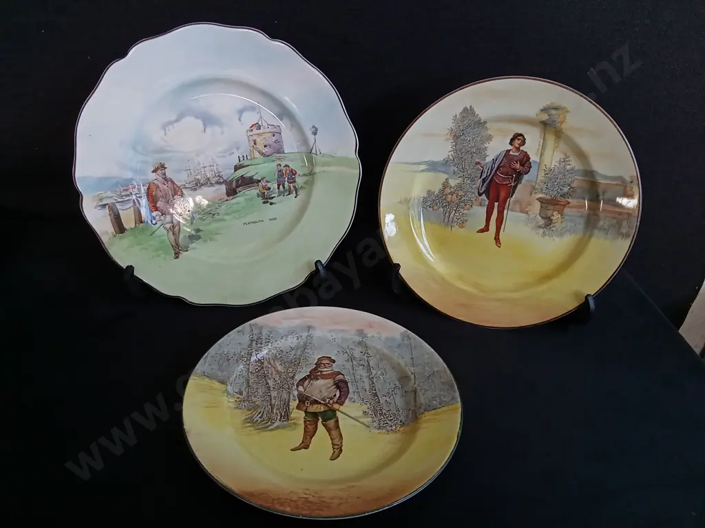 3 VINTAGE ROYAL DOULTON SHAKESPEARE SERIES PLATES, LARGEST DIAMETER 26 CM Image 1++