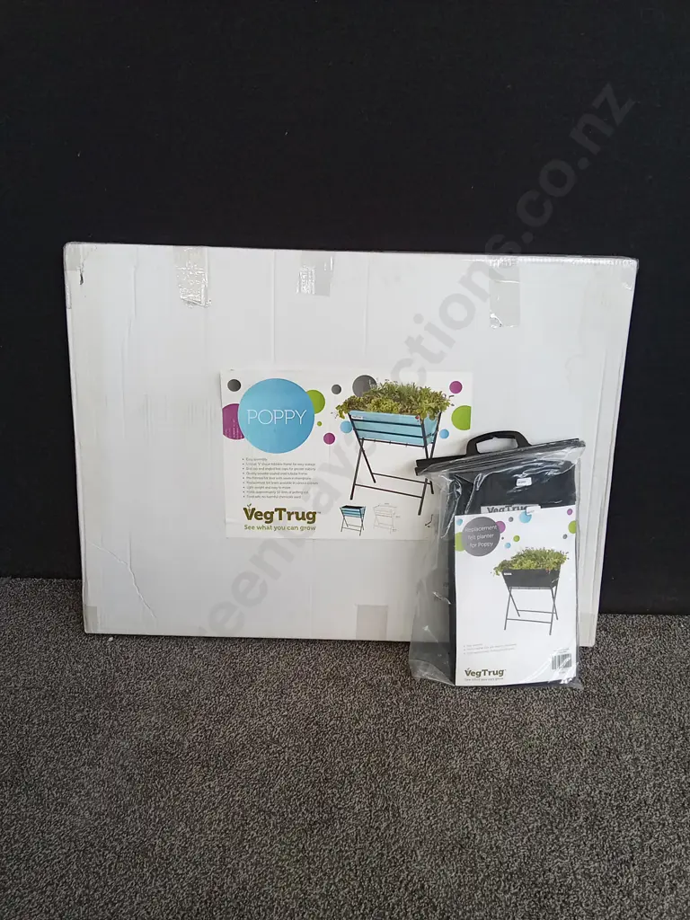 VEGTRUG POPPY AND REPLACEMENT FELT Image 1++