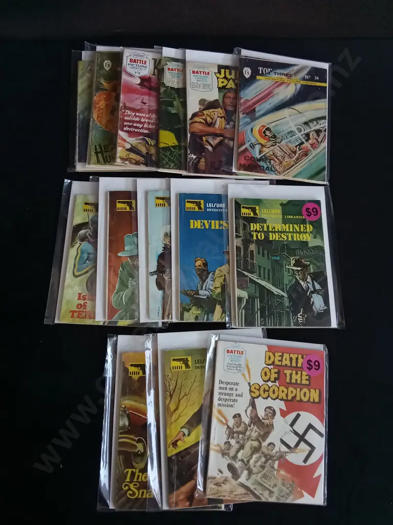 COLLECTION OF VINTAGE FLEETWAY LIBRARY COMIC BOOKS, PACKAGED Image 1++
