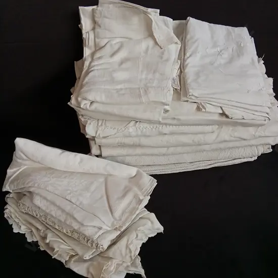 BOX OF VINTAGE FABRICS