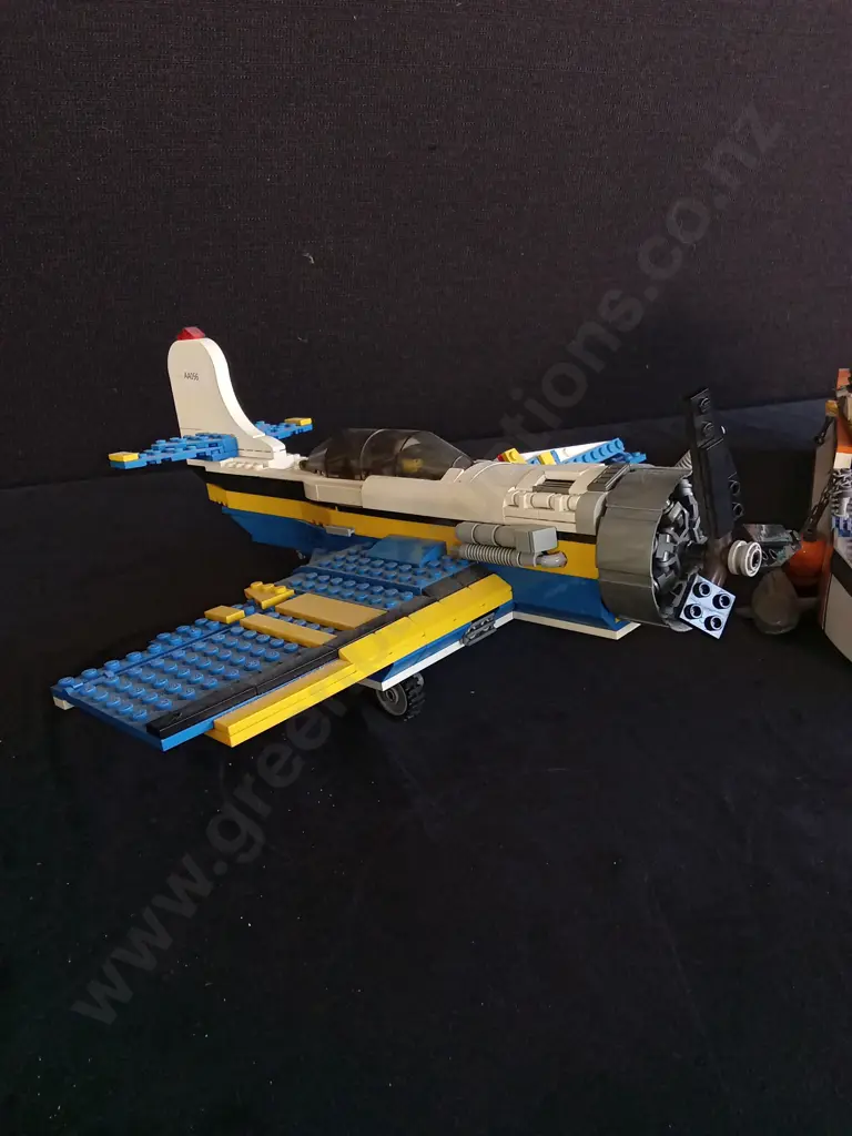 LEGO COAST GUARD AND AVIATION SET (INCOMPLETE) Image 1++