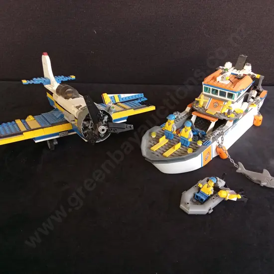 LEGO COAST GUARD AND AVIATION SET (INCOMPLETE)
