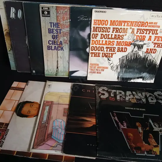 MIX OF 11 VINTAGE RECORDS