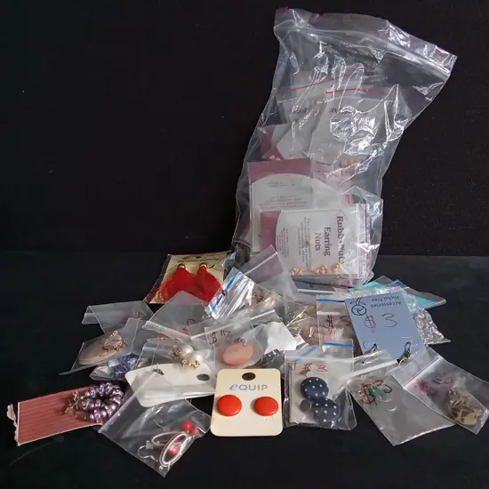 MIX OF EARRINGS AND EARRING NUTS