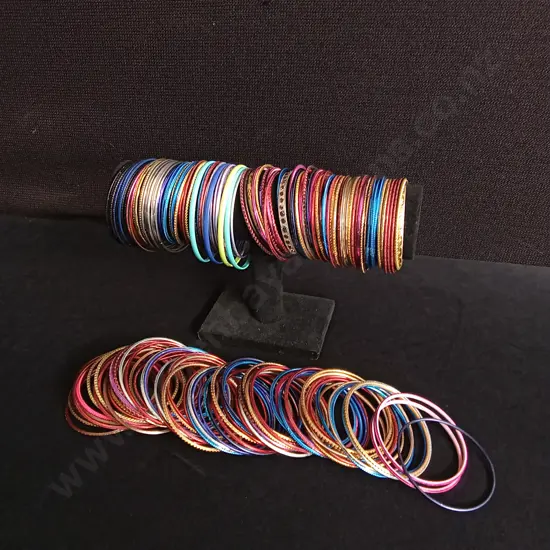 MIX OF BANGLES