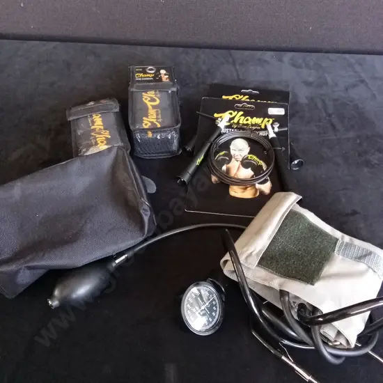 2 CHAMP ADJUSTABLE SPEED ROPES AND 2 CHAMP BOXING HANDWRAPS AND A BLOOD PRESSURE MONITOR SET