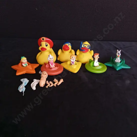 COLLECTION OF VINTAGE TOYS