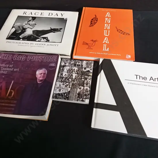 5 NEW ZEALAND BOOKS