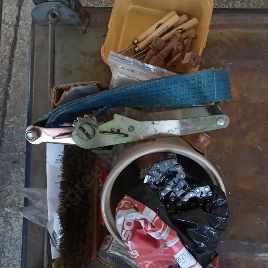 MIXED BOX OF TOOLS