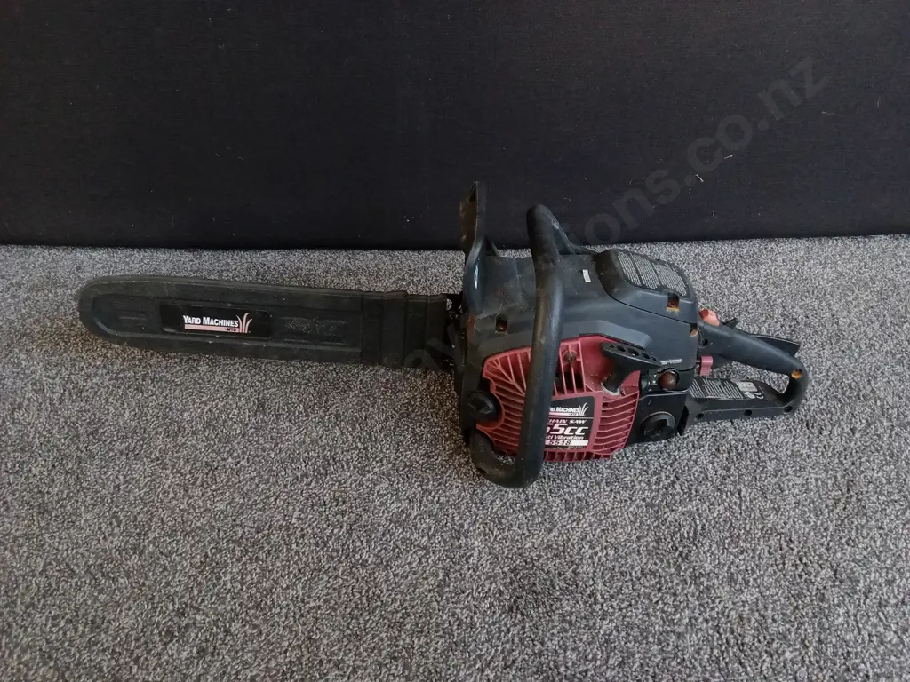 YARD MACHINES 16 INCH CHAINSAW Image 1++
