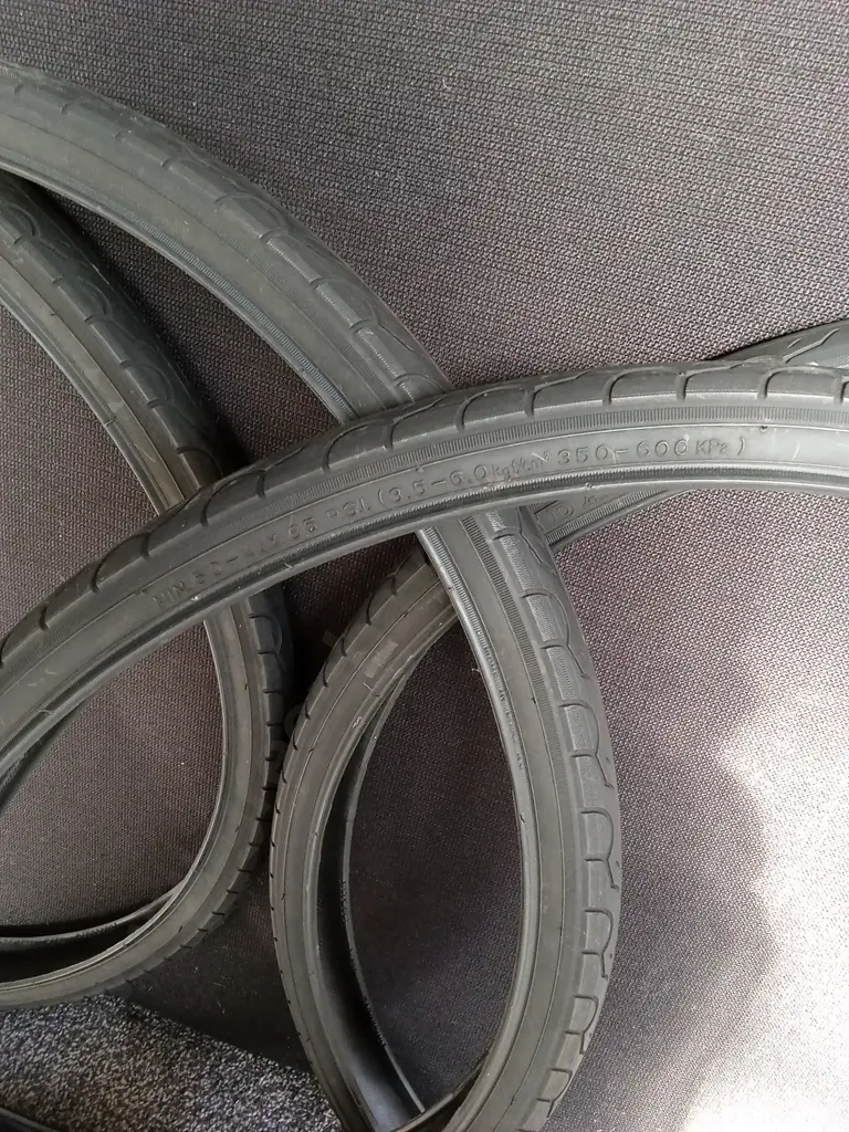 4 BIKE TIRES Image 1++