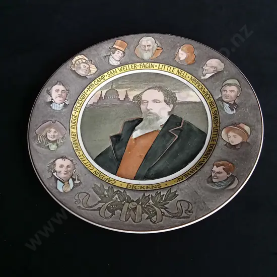 VINTAGE ROYAL CHARLES DICKENS PORTRAIT DINNER PLATE L25.5CM