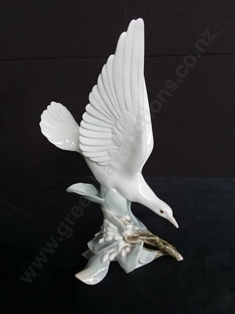 LLARDO DOVE H28CM Image 1++
