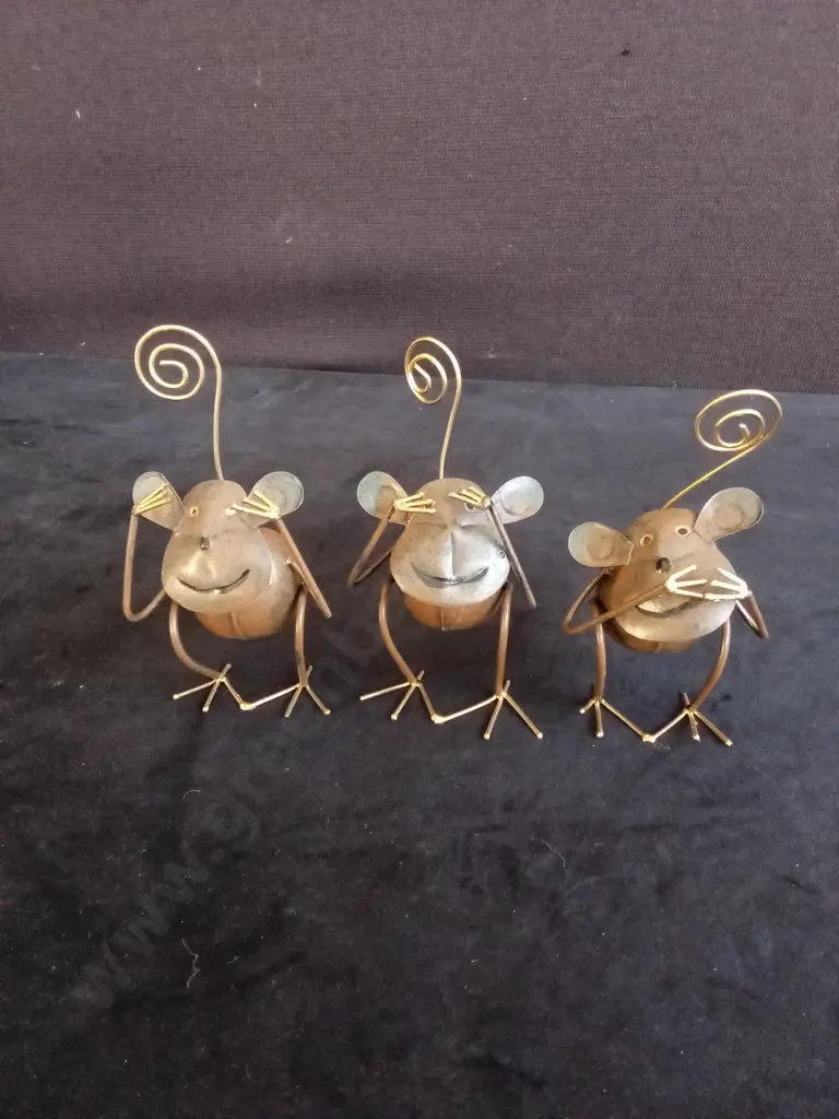 HEAR NO EVIL, SEE NO EVIL, SPEAK NO EVIL MICE H11.5CM Image 1++