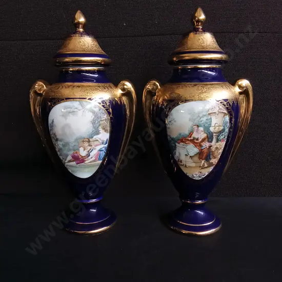 VINTAGE PAIR OF LIMOGES FRANCE PORCELAIN LIDDED URNS, SÈVRES STYLE COURTING COUPLE VASES, H 34 CM