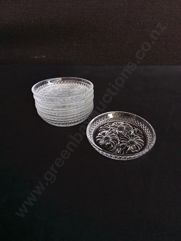 SET OF 6 GLASS COASTERS Image 1++