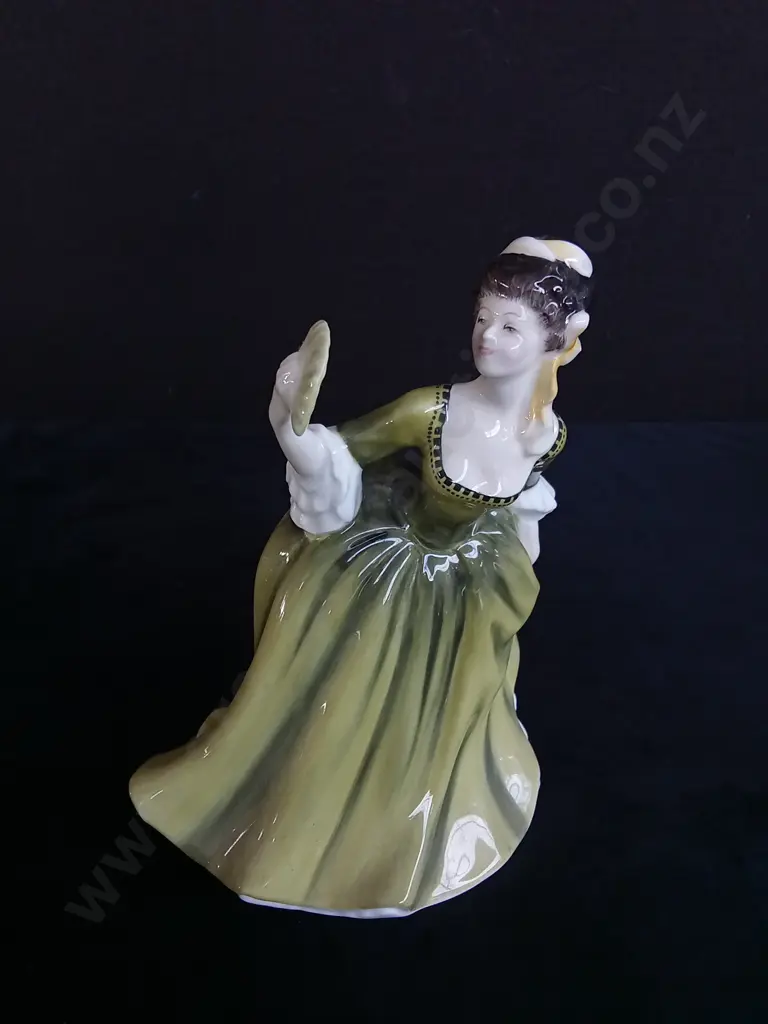 VINTAGE RUSSELL DOULTON SIMONE FIGURINE Image 1++