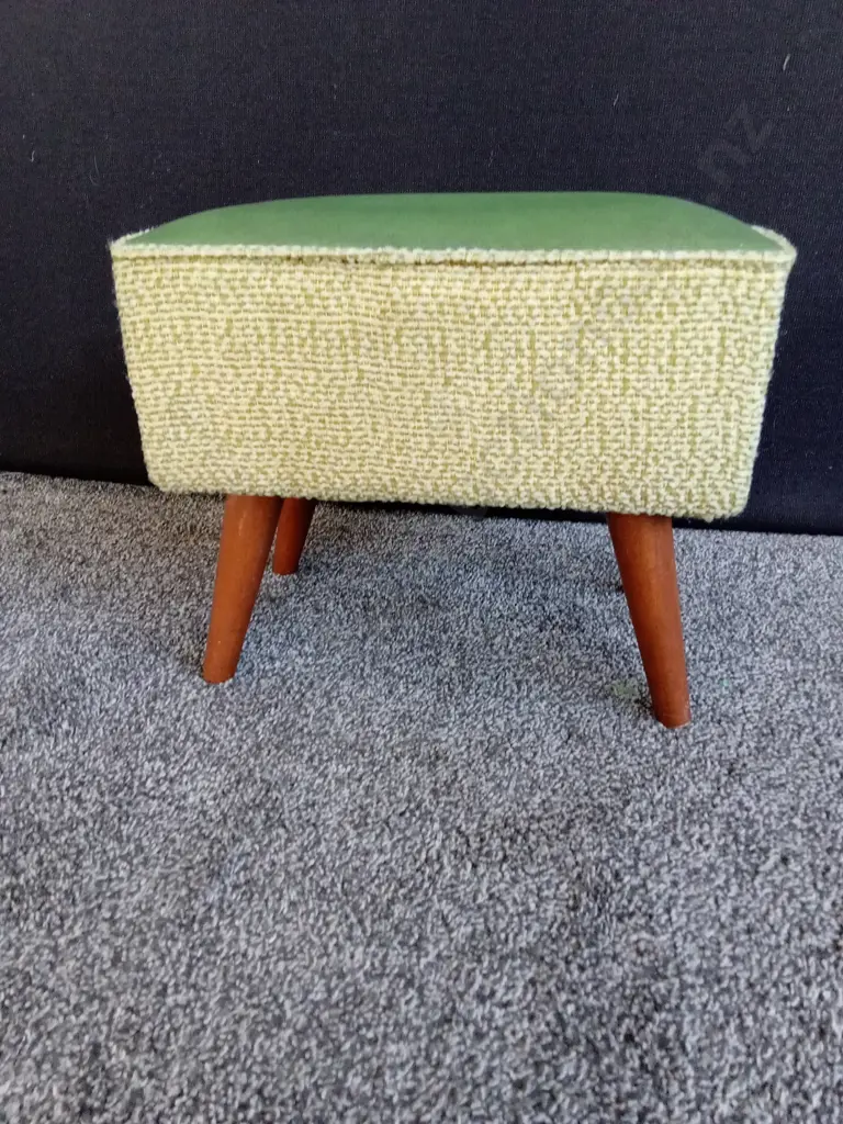 RETRO GREEN STOOL L37CM D26CM H30CM Image 1++