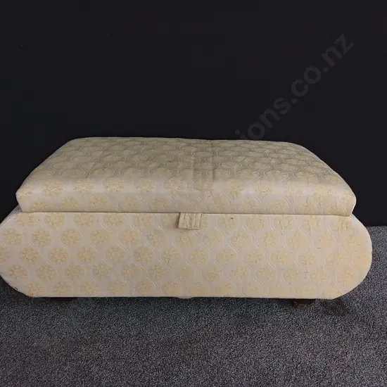 VINTAGE OTTOMAN STORAGE BENCH, H 45 CM X W 1.14 M X D 55 CM