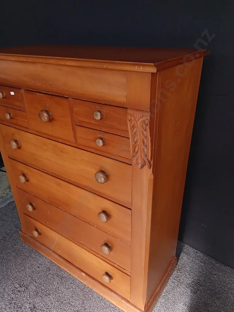 RIMU 10 DRAWER SCOTCH CHEST, H 1.29 M X W 1.05 M X D 47 CM Image 1++
