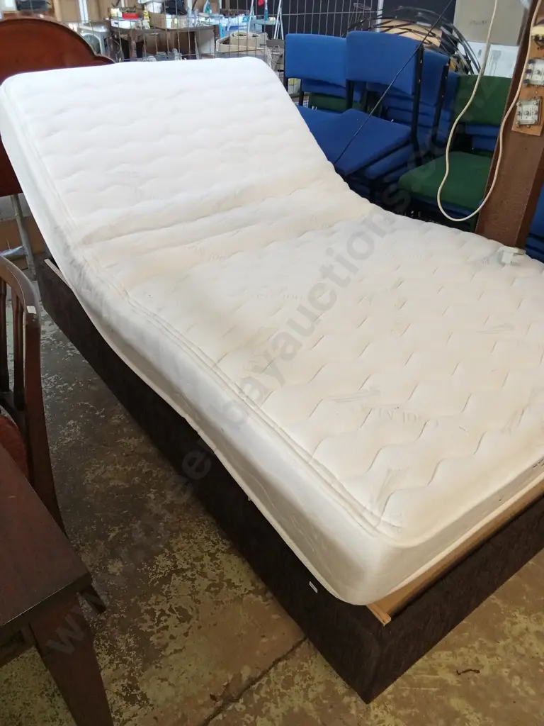 EUROFIT BEDS BODY SENSOR KING SINGLE ADJUSTABLE MOTORISED BED AND MATTRESS, WORKING Image 1++