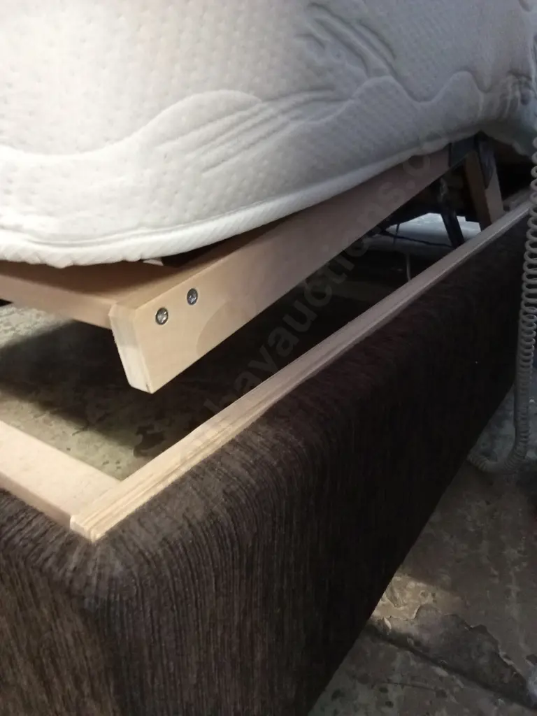 EUROFIT BEDS BODY SENSOR KING SINGLE ADJUSTABLE MOTORISED BED AND MATTRESS, WORKING Image 1++