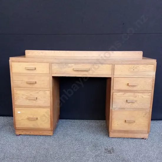 SOLID TIMBER 9 DRAWER WRITING DESK 1 HANDLE MISSING IDEAL RESTORATION PROJECT