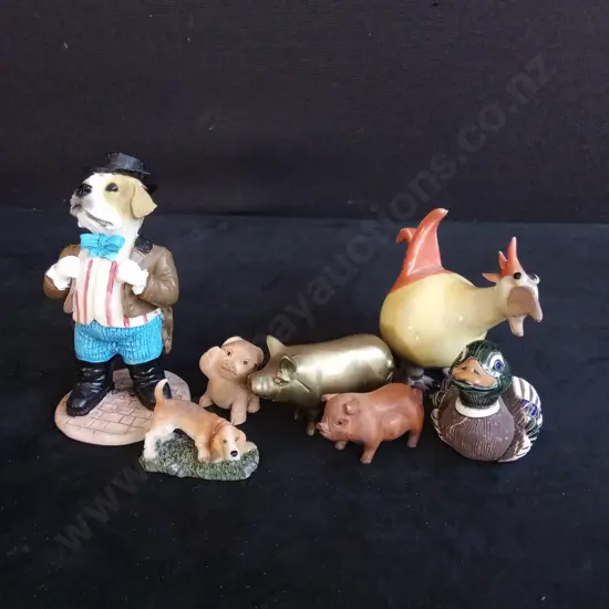 7 ANIMAL FIGURINES TALLEST H13CM