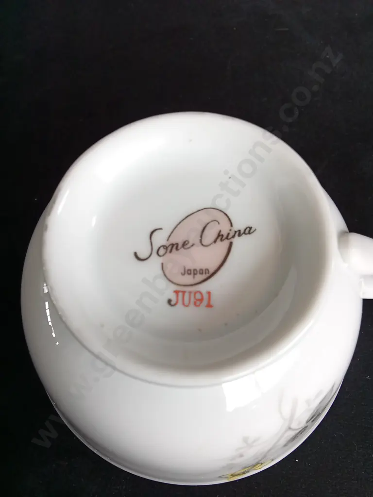 JAPANESE BONE CHINA SET Image 1++