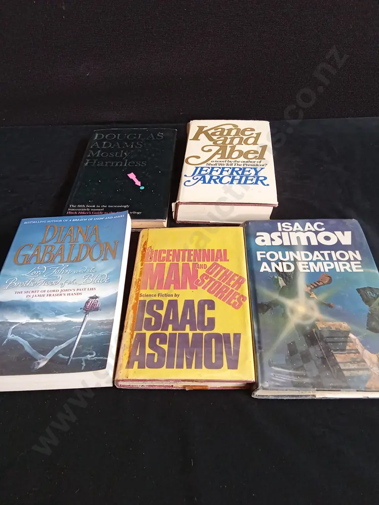 5 BOOKS Image 1++