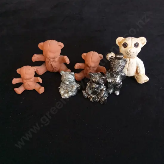 7 TEDDY BEAR FIGURINES TALLEST H5CM