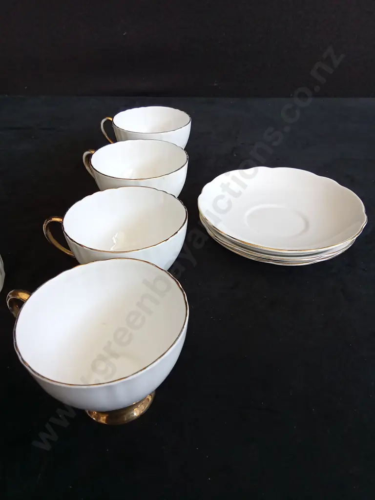 3 ROYAL STANDARD BONE CHINA TEACUPS AND SAUCERS WITH 1 EXTRA CUP Image 1++