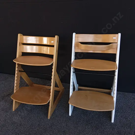 PAIR OF MOCKA ADJUSTABLE HIGH CHAIRS, H 77 CM