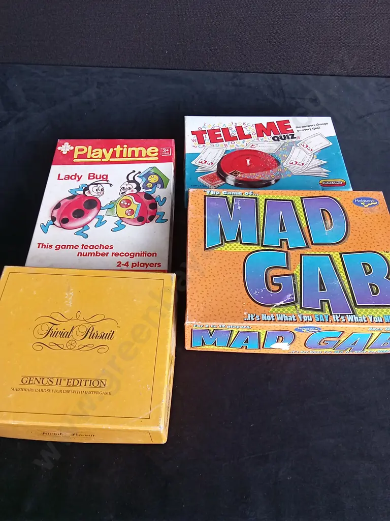 4 VINTAGE BOARD GAMES Image 1++