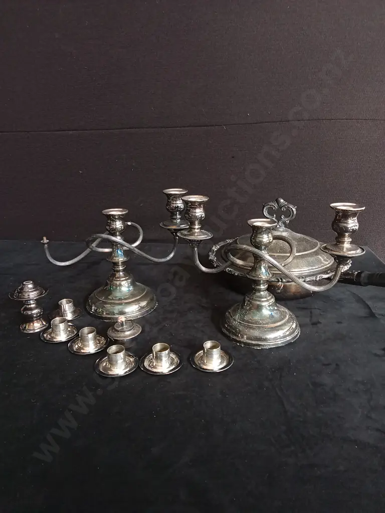 2 SILVER PLATED CANDLESTICK HOLDERS AND 1 POT Image 1++