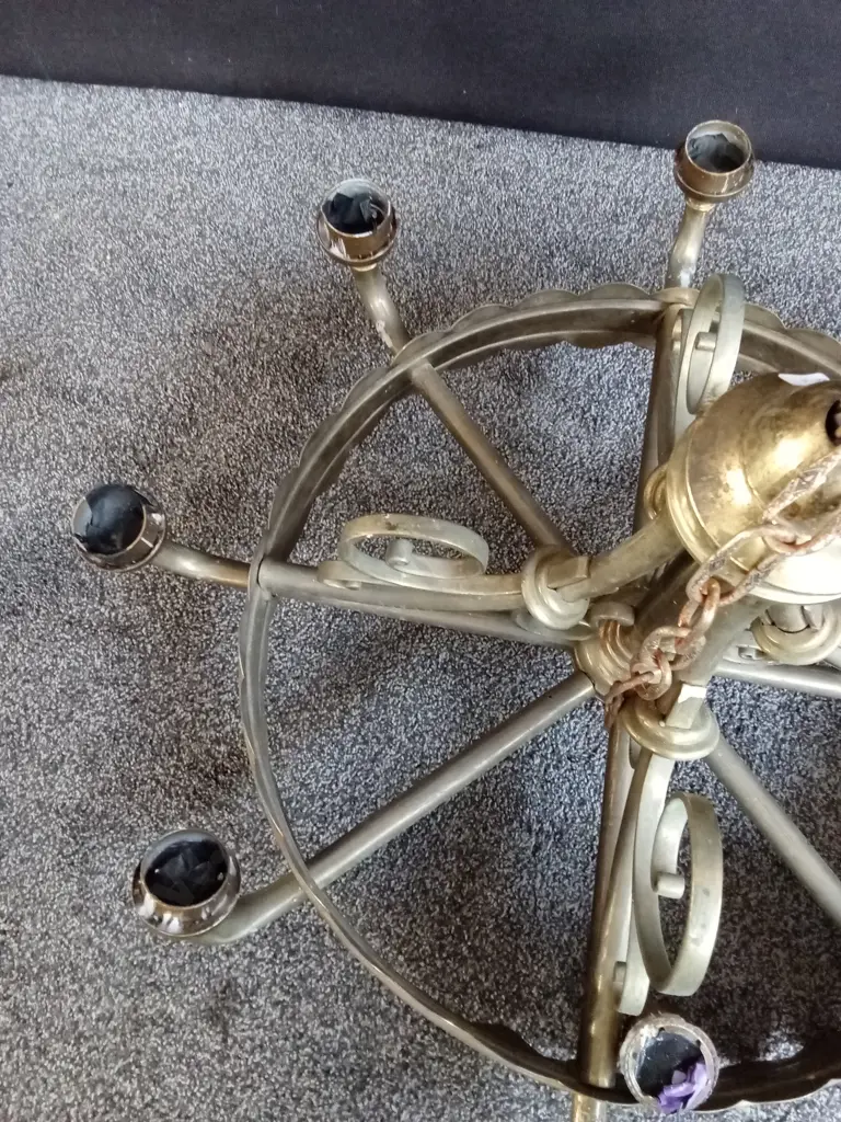 BRASS 8 LAMP WHEEL CHANDELIER Image 1++