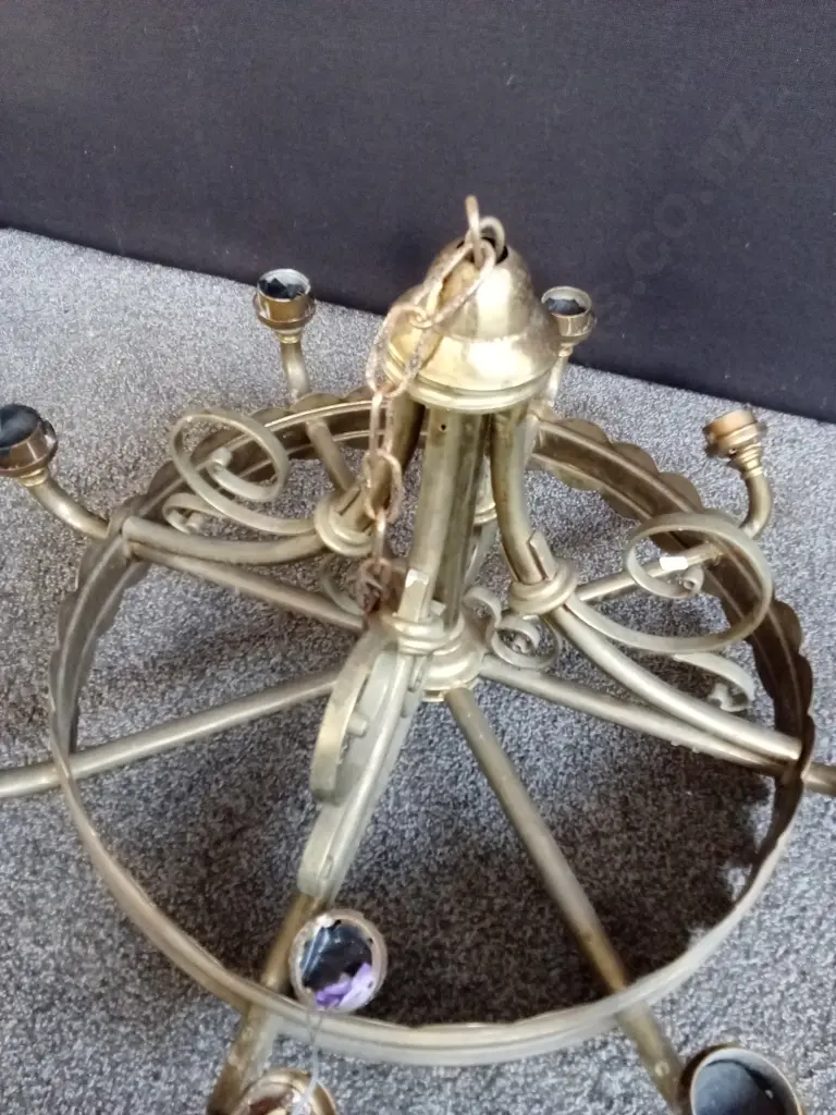 BRASS 8 LAMP WHEEL CHANDELIER Image 1++
