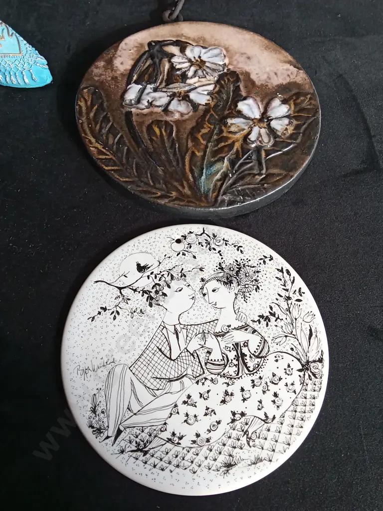 4 DECORATIVE ITEMS LARGEST L17CM Image 1++