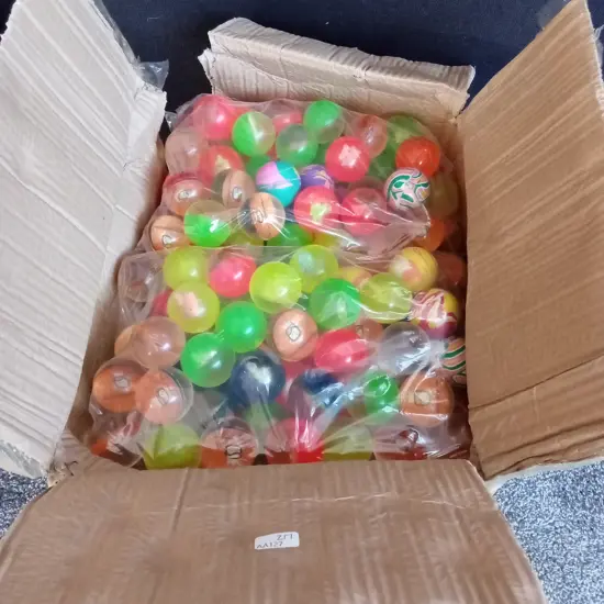 LARGE BOX OF VENDING MACHINE BOUNCY BALLS