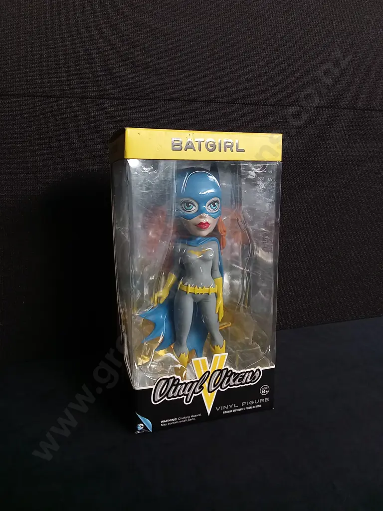 FUNKO VINYL VIXENS BATGIRL VINYL FIGURE, BOXED, H 26 CM Image 1++
