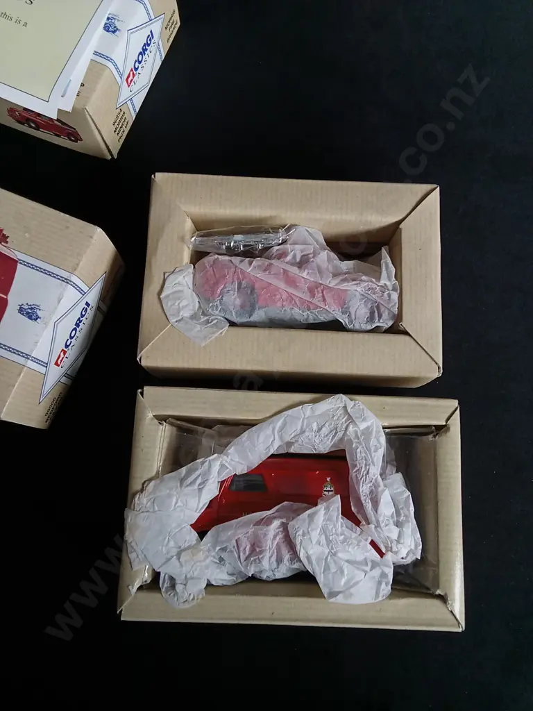 SET OF 4 CORGI CLASSICS DIECAST FIRE VEHICLES, MORRIS MINOR PICK UP, BEDFORD CA VAN, MACK B PUMPER, MACK CF, BOXED Image 1++