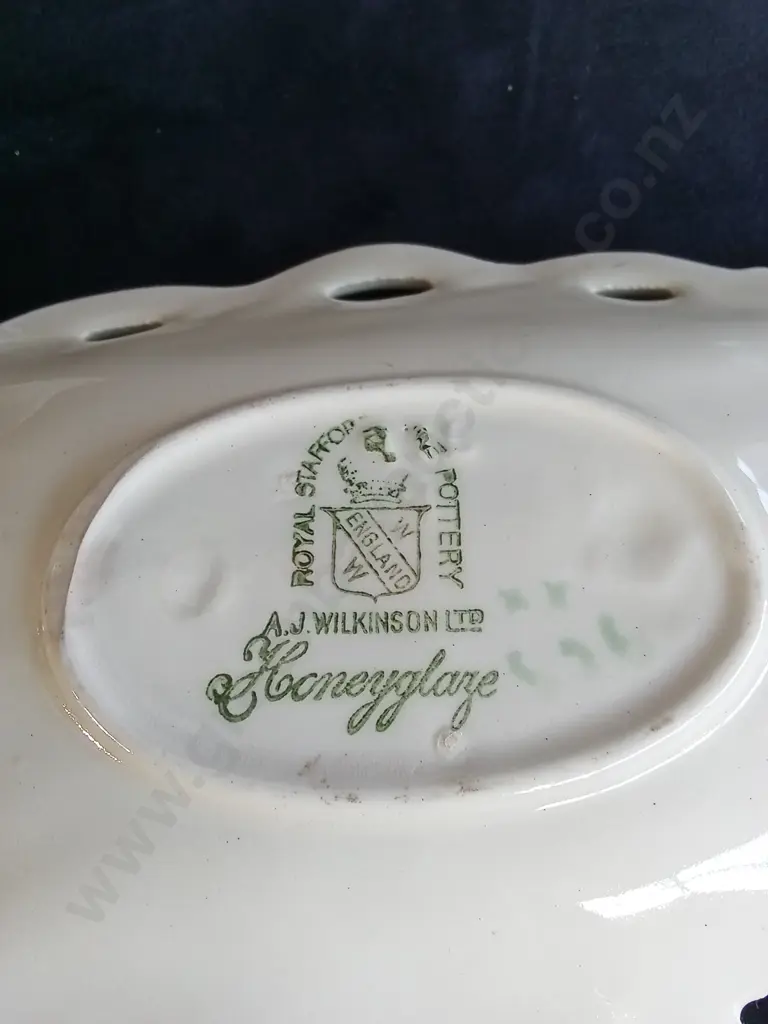 4 PLATES INCLUDING ROYAL ASCOT AND ROYAL STAFFORD Image 1++