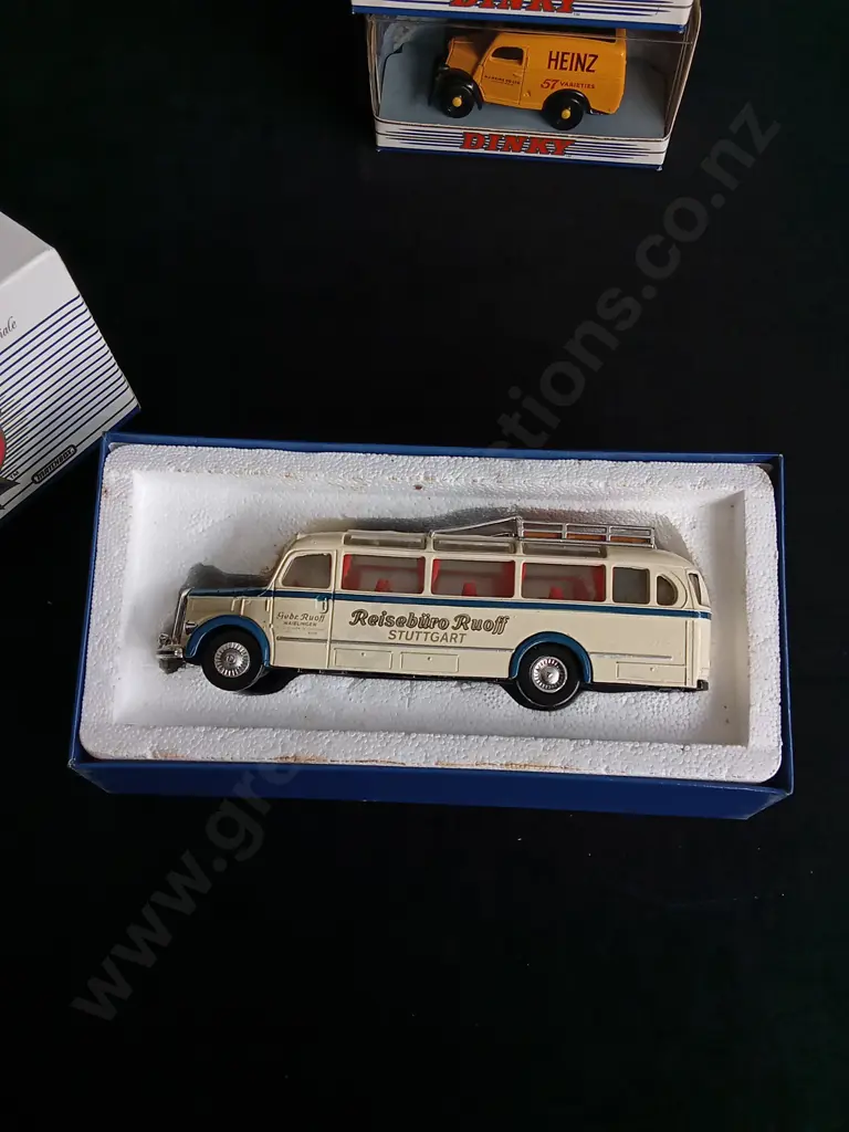 5 PIECES VINTAGE DIE CAST MODELS MATCHBOX "THE DINKY COLLECTION", BOXED Image 1++